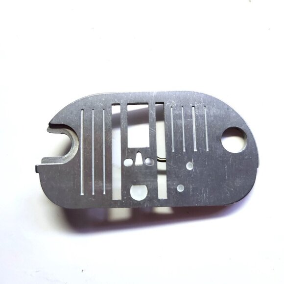 Singer Needle Throat Plate 381488 Singer Genuine Vintage Singer Needle P… - Picture 2 of 5